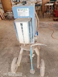 MACCHINA PER VERNICIARE