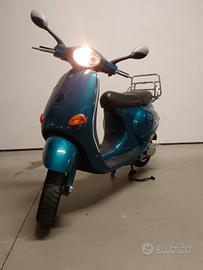 Vespa 125 Et4
