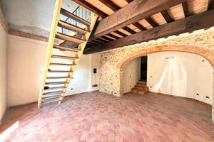 CASA SEMINDIPENDENTE A MONTECATINI-TERME