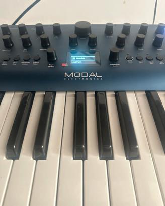 Synth Modal cobalt 8