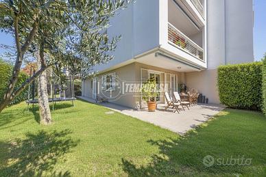 Ampio Trilocale di 130 mq con giardino in classe A