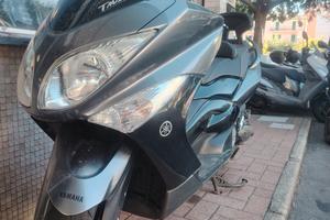 Yamaha T Max Abs