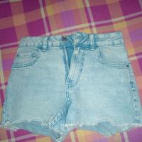 pantaloncino in jeans