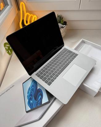 Surface Laptop Studio i7 /16 GB / 512 G come nuovo