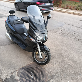 Piaggio X9 500