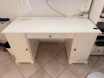 Scrivania Ikea