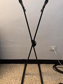 Supporto tastiera a X