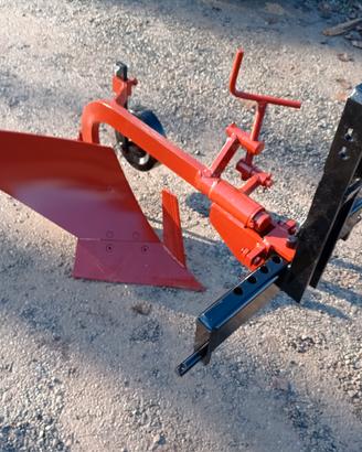 Aratro per 25-35cv -NUOVO