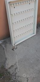 espositore in metallo 