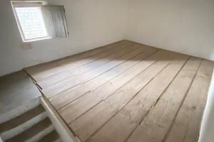 Casa da restrutturare