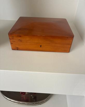 Humidor per sigari in legno (cedro) pregiato
