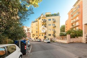 3 LOCALI A ROMA