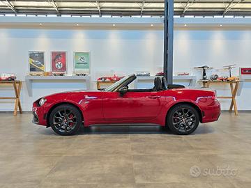 Abarth 124 Spider