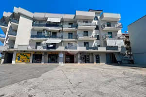 3 LOCALI A QUARTO