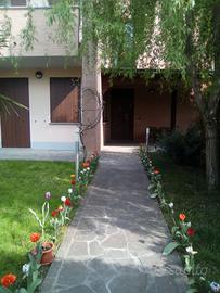 Casa con capannone annesso