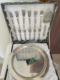 Posate e vassoio da dolce acciaio inox + oro 24k