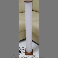 Lampada da tavolo cilindrica artigianale