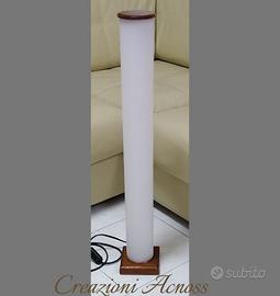 Lampada da tavolo cilindrica artigianale