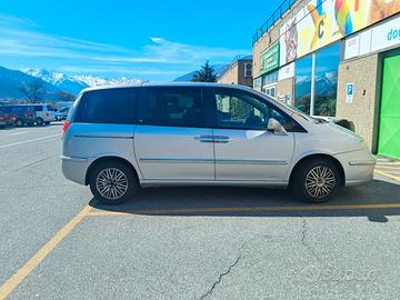 Lancia Pedhra  2.2 mjt platino 170cv (7posti)