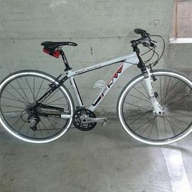 Bici donna FRW ideale in citta’ speciale nel parco