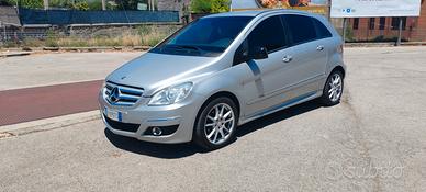Mercedes b180 2009