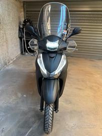 Honda SH 300i Sport ABS 2018 - 16.619km - perfetto