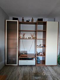 Sala a parete e tavolo Calligaris