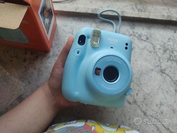 polaroid instax mini11