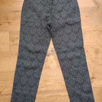 Lotto di pantaloni da donna (leggere annuncio)