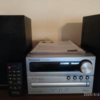 stereo con casse, funzione  bluetooth 