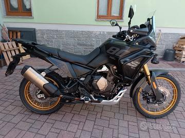 voge 800 rally 