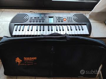 pianola. Casio SA-77