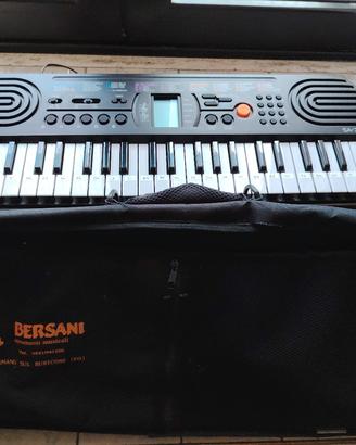pianola. Casio SA-77
