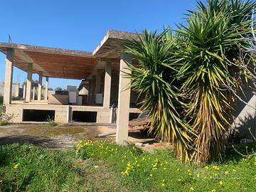 Fondo agricolo attrezzato a funtana noa