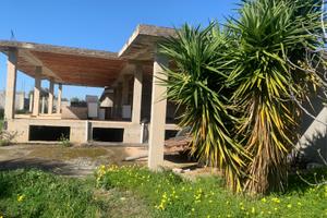 Fondo agricolo attrezzato a funtana noa