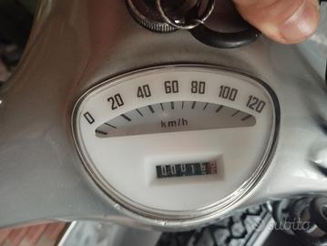 Vespa 125 primavera ET3 tachimetro 