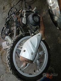 Motore piaggio 2t e piaggio 4t 50