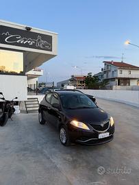 Lancia Ypsilon 1.2 69 CV 5 porte GPL Ecochic Silve