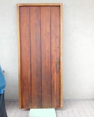 portone ingresso legno massiccio