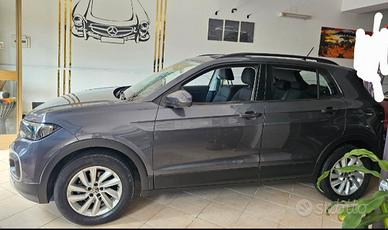 Volkswagen T- CROSS anno 12/2021 - BENZ