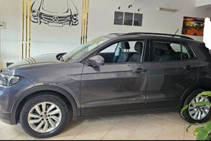 Volkswagen T- CROSS anno 12/2021 - BENZ