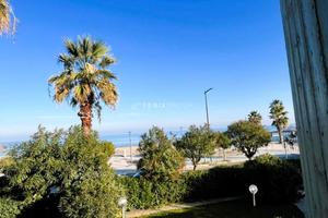 MONOLOCALE IN VIALE ALCIDE DE GASPERI, GROTTAMMARE
