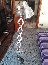 Lampada da terra estensibile acciaio alt. max 220c