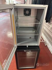Mini frigo redbull