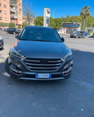 HYUNDAI TUCSON  2.0 4WD XPOSSIBLE AUTOMATICA