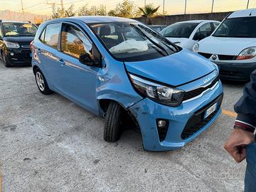Kia picanto anno 2022