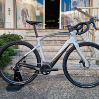 Pinarello Nytro Gravel E5 (pedalata assistita)