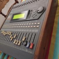 YAMAHA MIXER-Mixer 01 