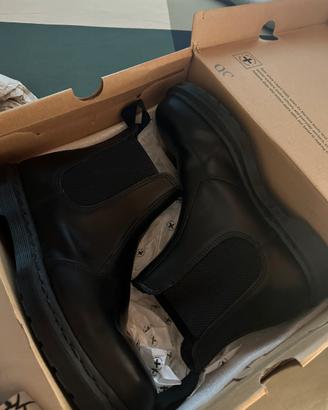 Stivaletti Chelsea Dr. Martens modello 2976 neri