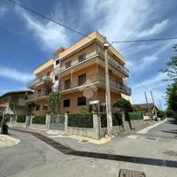 3 LOCALI A LONGOBARDI